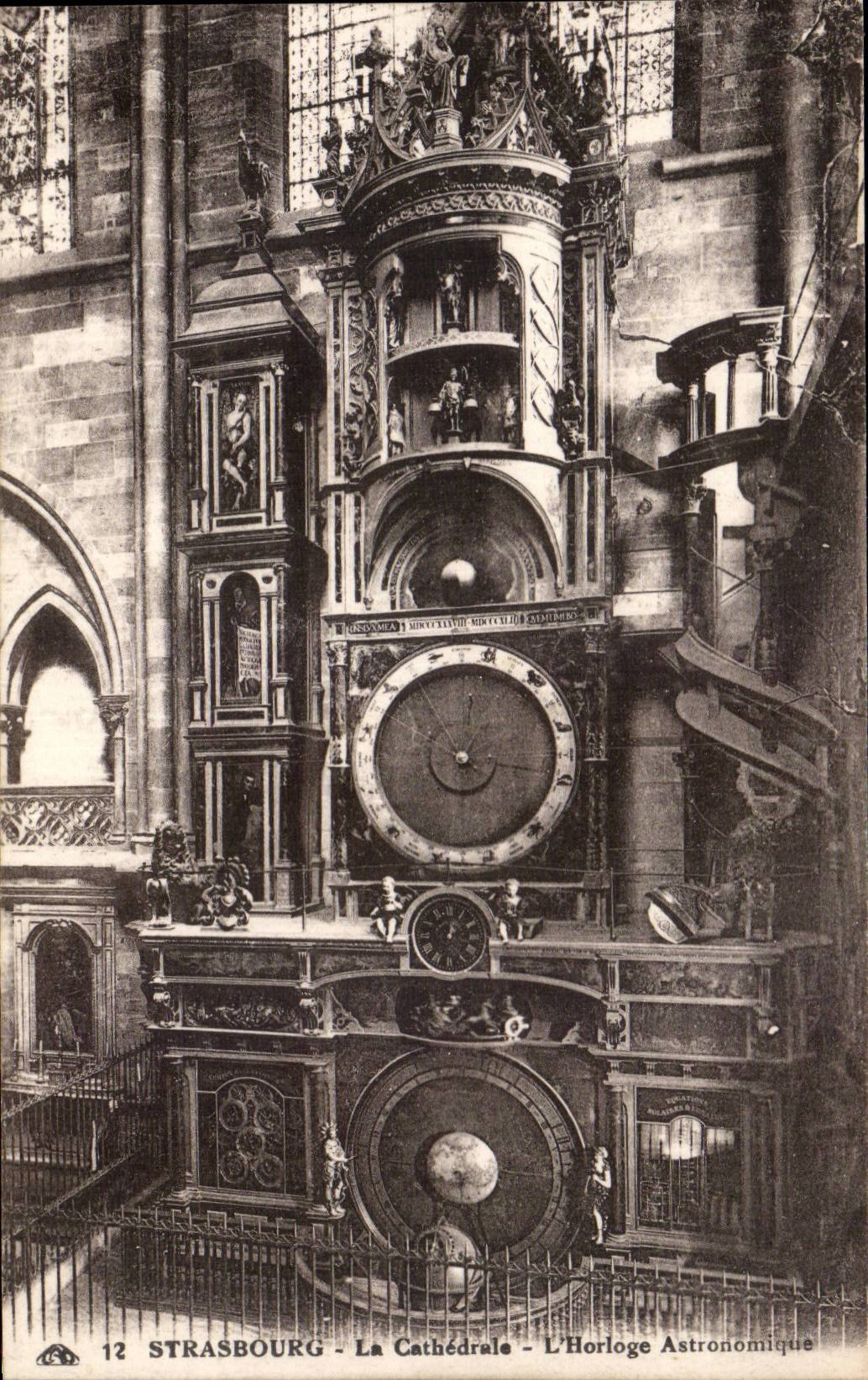 Strasbourg CPA Cathedrale Horloge astronomique