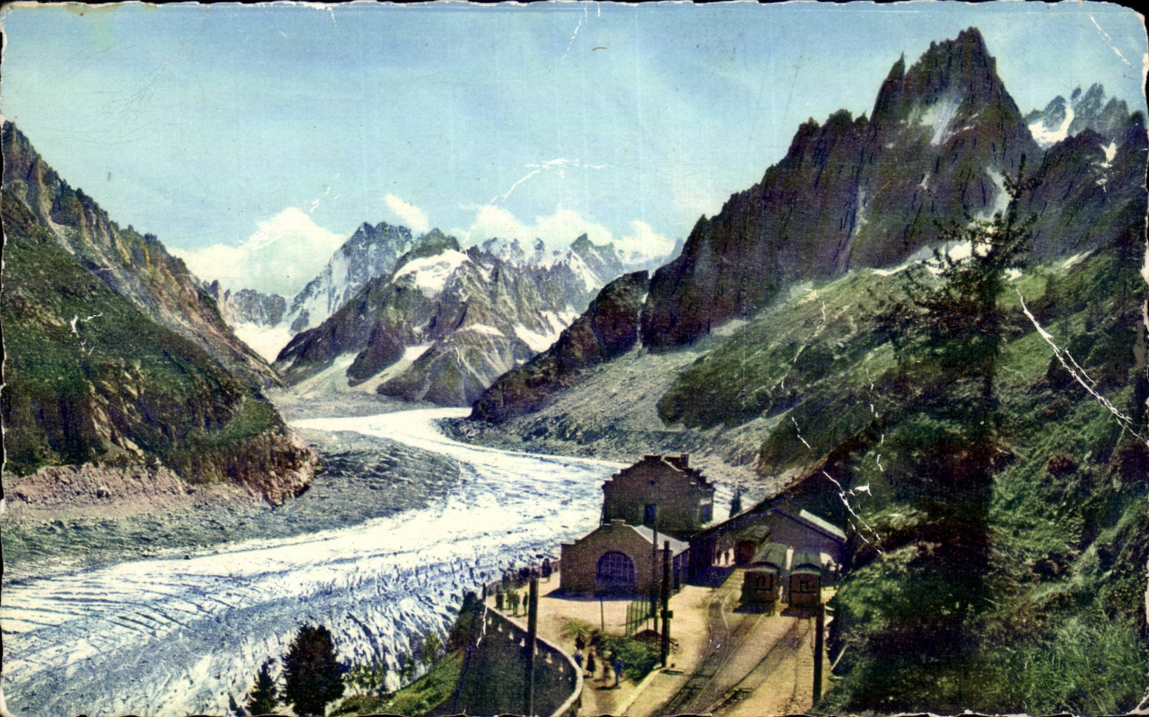 CPM A la mer de glace La gare de Montenvers 