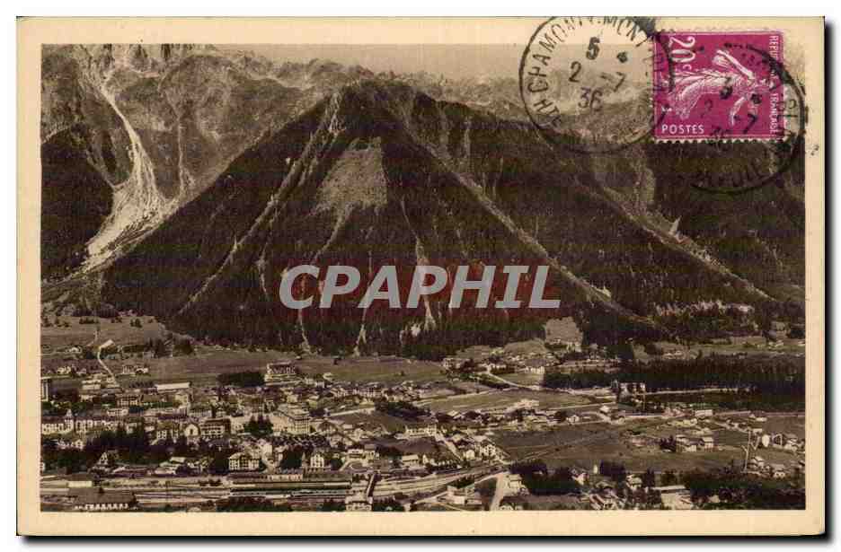 CPA Chamonix et le Mont Blanc Brevant vus de la cascade de Blaitiere