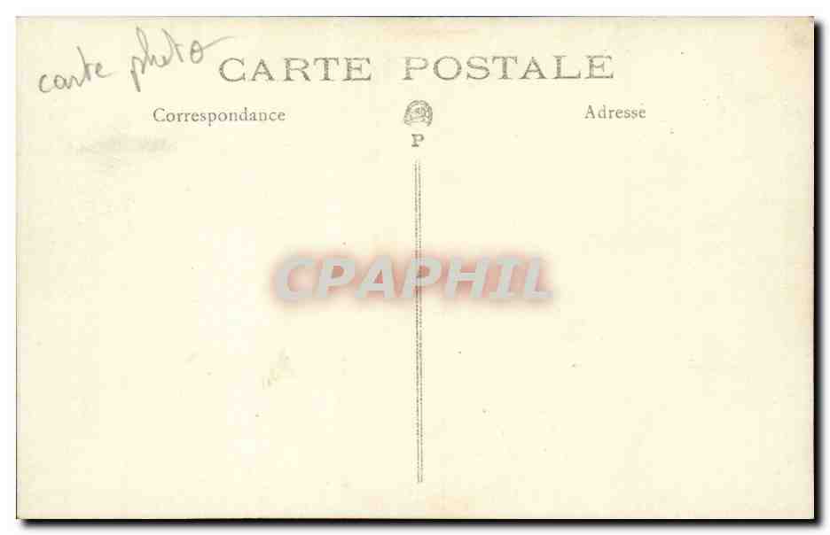 Famille — portrait en extérieur — Carte postale CPAPHIL — Reverso