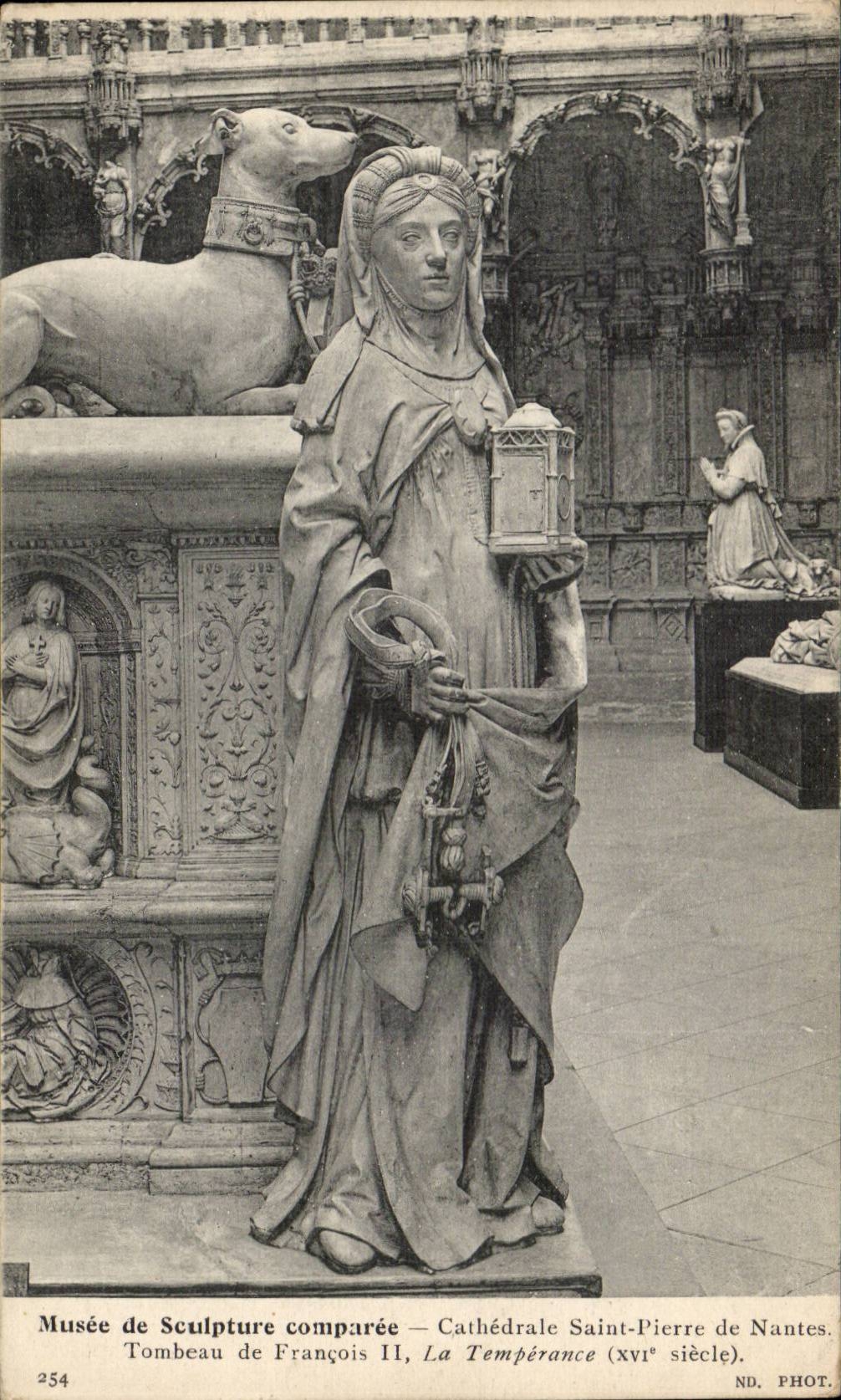 Paris CPA Musee de sculpture comparee CAthedrale Saint Martin de Nantes Tombeau de Francois II La temperance