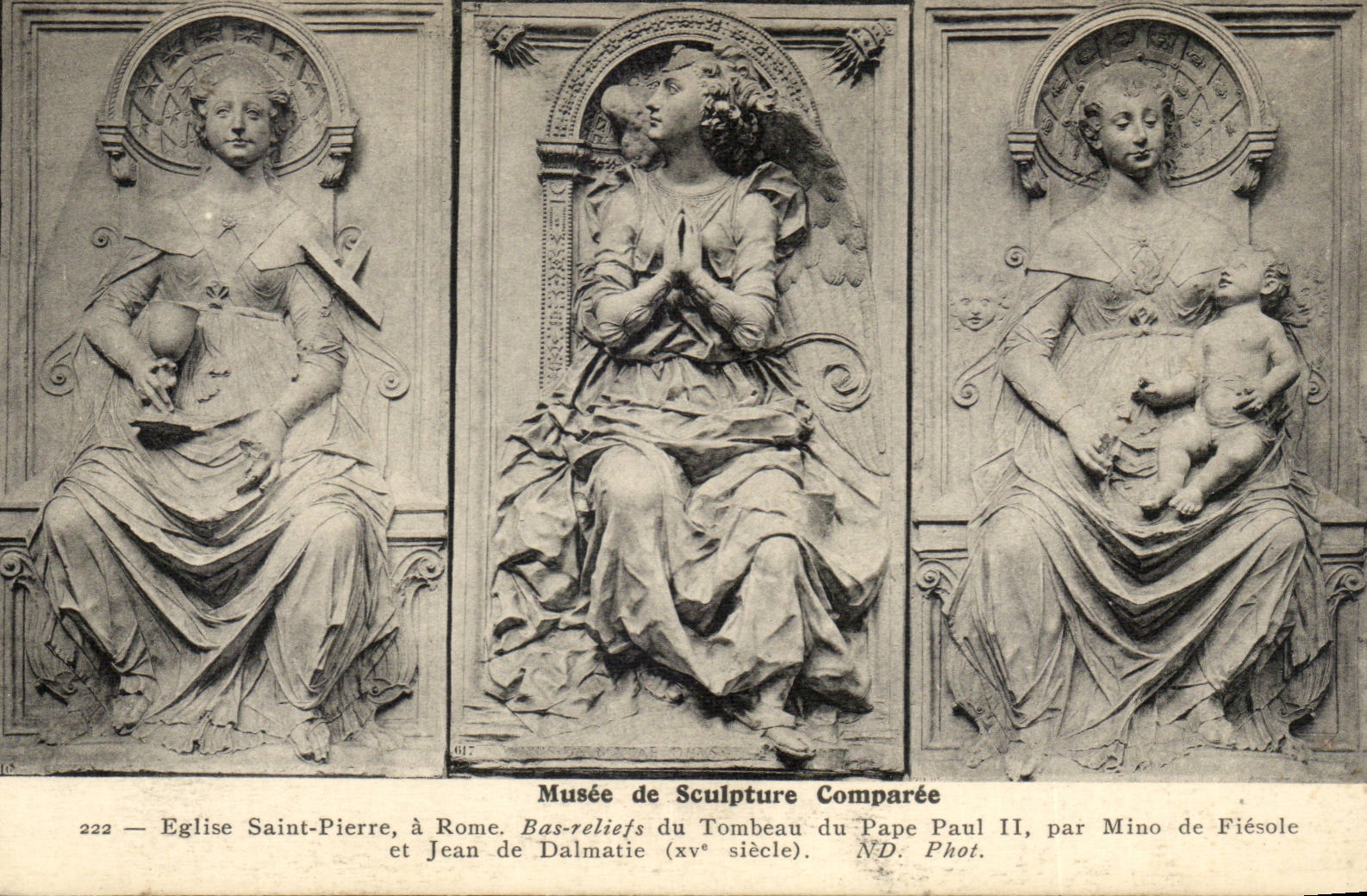 Paris CPA Musee de sculpture comparee Eglise Saint Pierre a Rome Tombeau du Pape Paul II par mino de Fiesole et Jean de 
