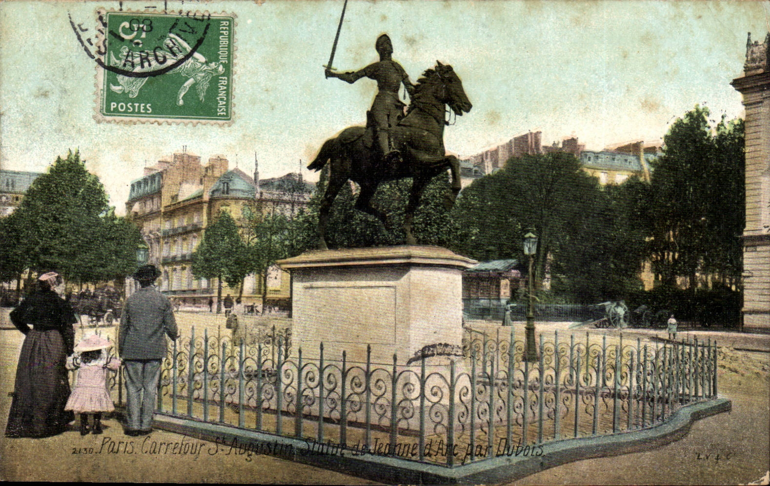 Paris CPA Carrefour St Augustin Statue de Jeanne d'arc par Dubois