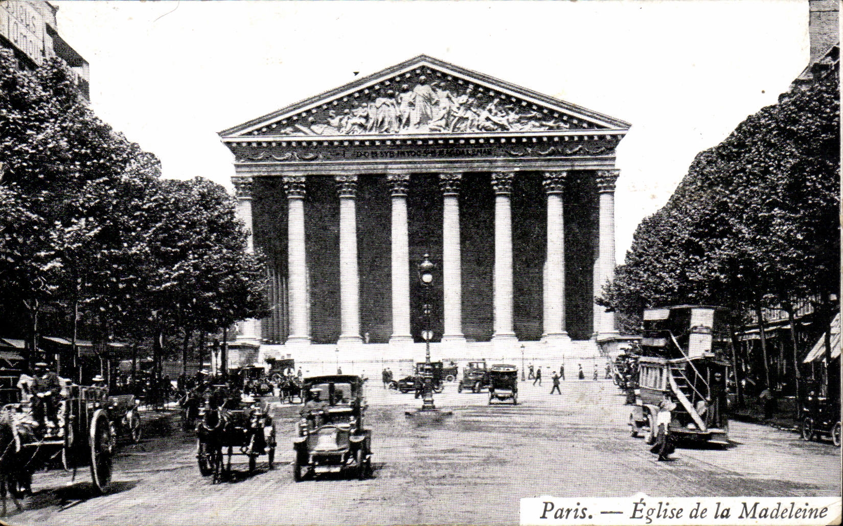 Paris CPA Eglise de la Madeleine