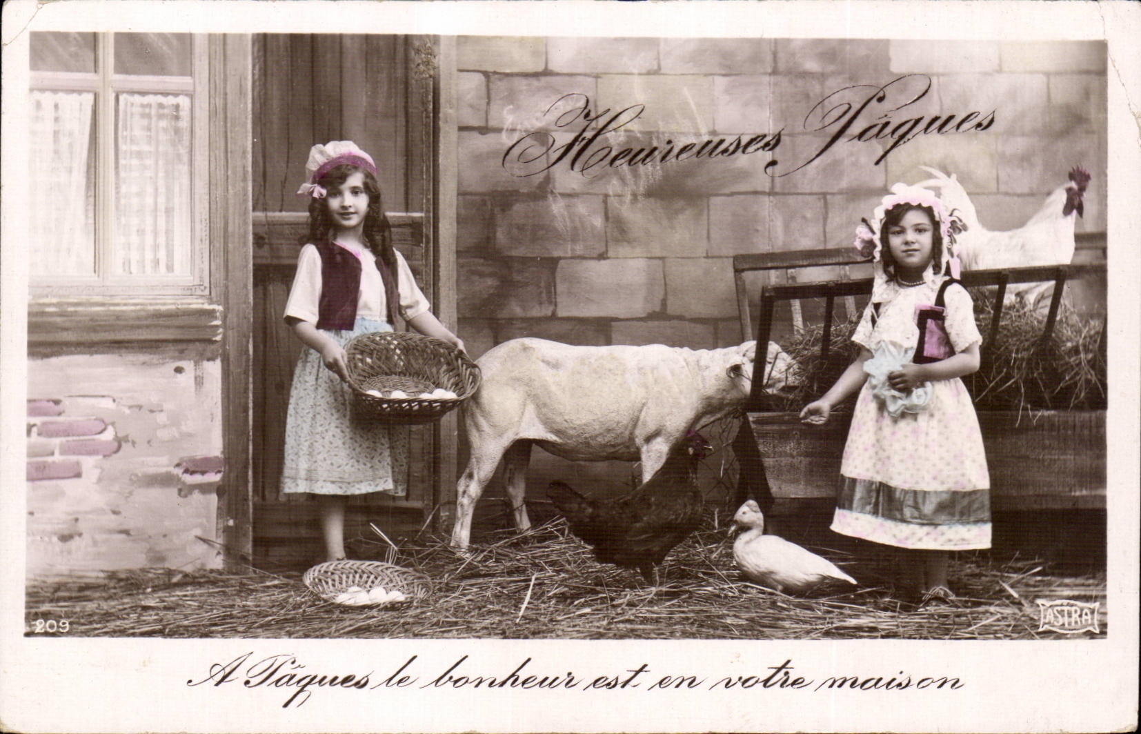 CPA Fantaisie Enfant Mouton Paques Easter