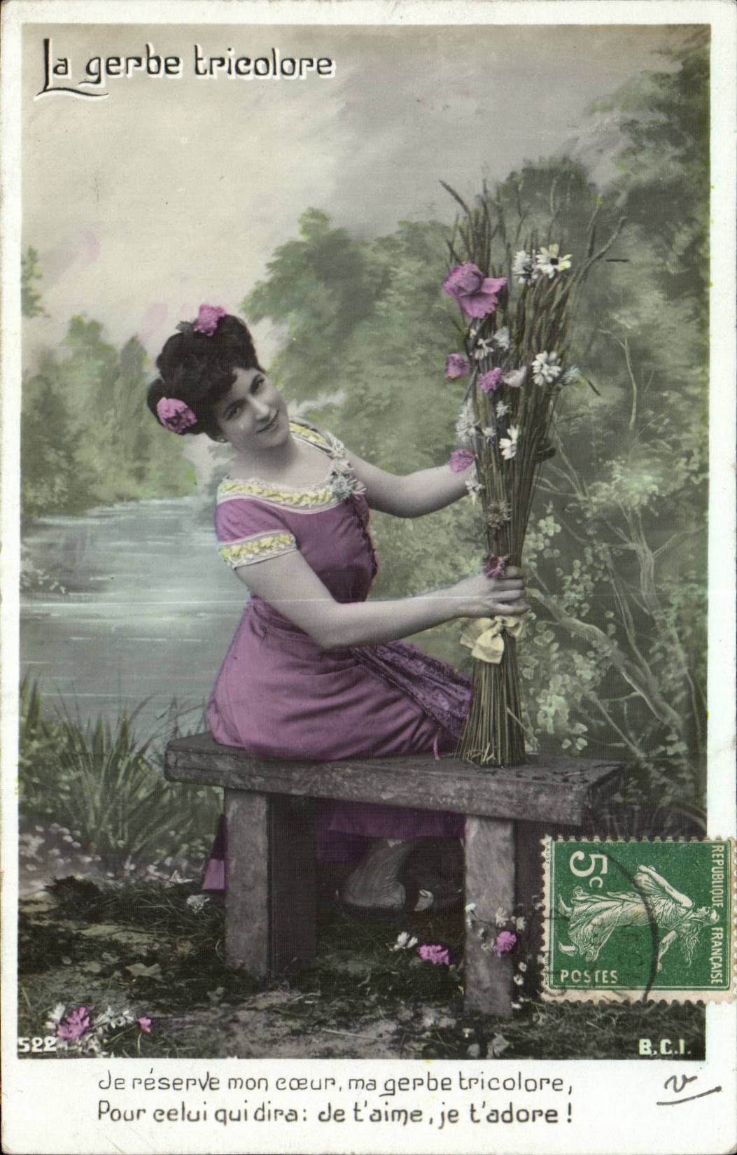 La gerbe tricolore — carte postale illustrée — B.C.I. n° 522
