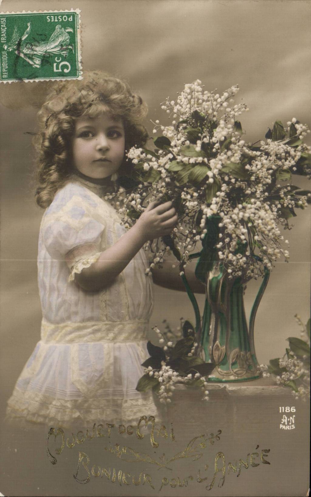 CPA Fantaisie Enfant Muguet de Mai 