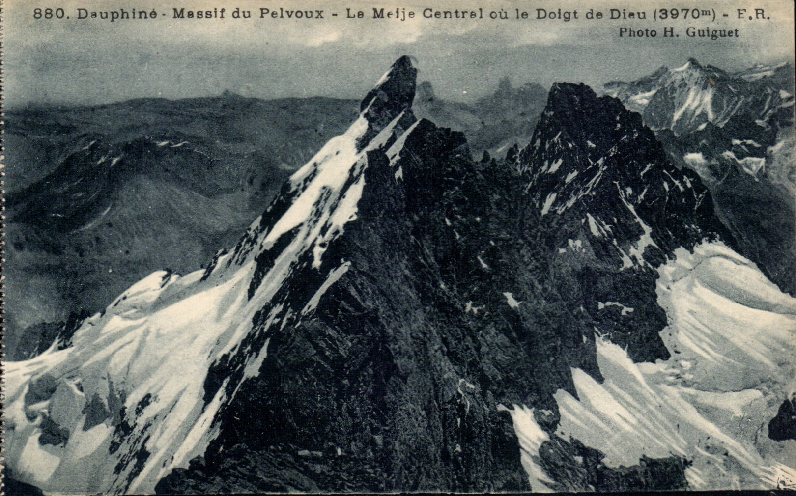 Dauphiné - Massiv des Pelvoux - Le Mélie Central, wo der Dolgt de Dieu (3970m) - Foto H. Guiguet