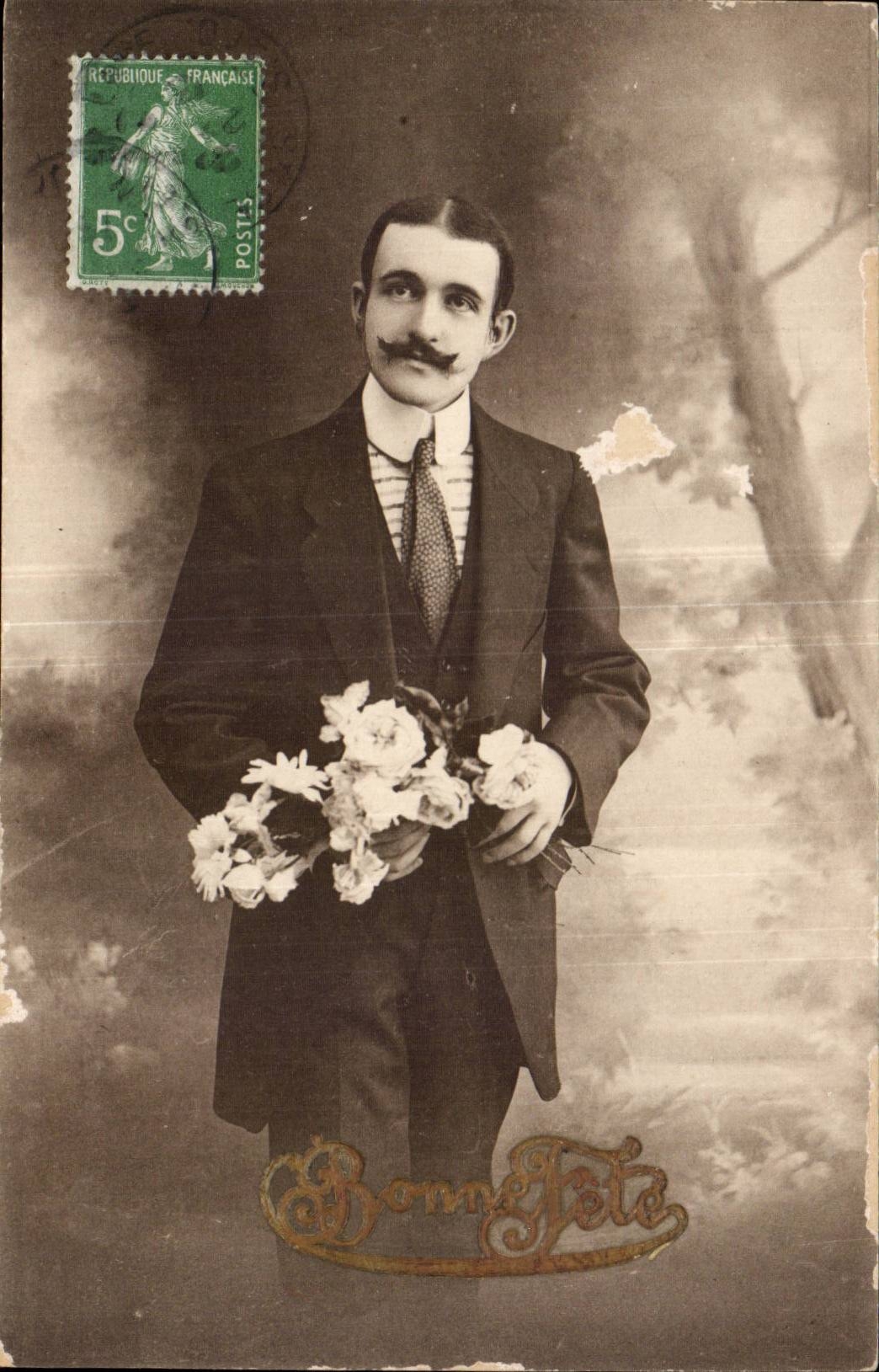 Fantaisie - Homme - Man with curved mustache - CPA 