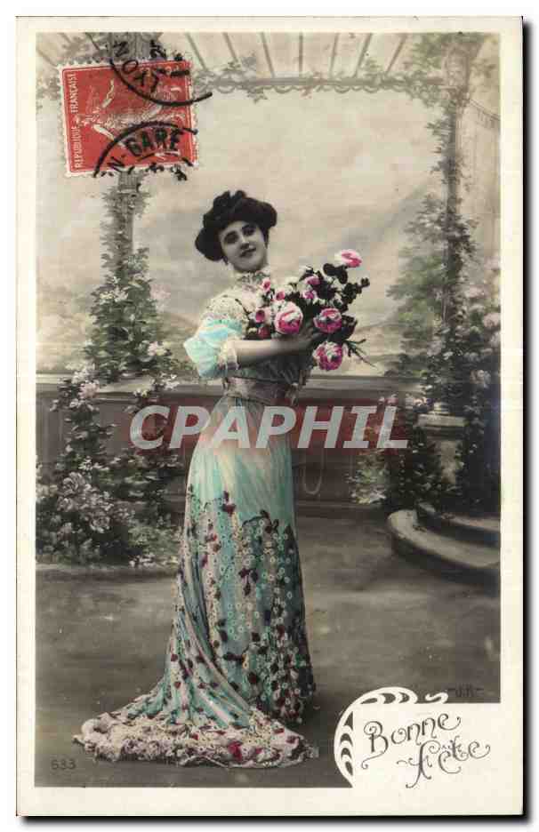 Femme en robe bleue tenant un bouquet — Bonne Fête — éditeur Bonne Fête, n° 633