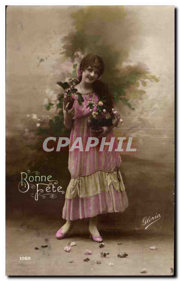 Femme en robe rose tenant un bouquet — Gloria, n° 1060 — Bonne Fête