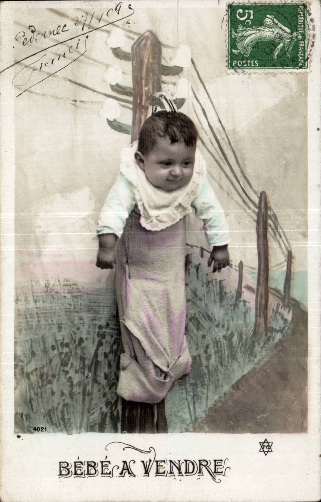 Fantaisie - Bebe- baby - Chubby infant hanging from telephone pole - CPA 