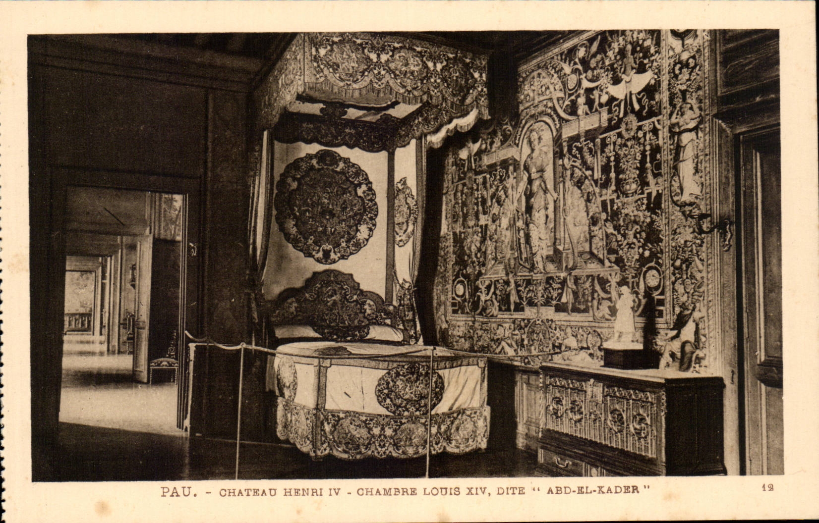 Pau - Château Henri IV - Chambre Louis XIV dite 'Abd-el-Kader'