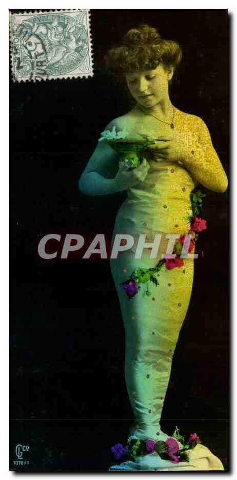 Joven mujer en vestido adornado de flores — estatua decorativa — editor C.99, n° 1078/1