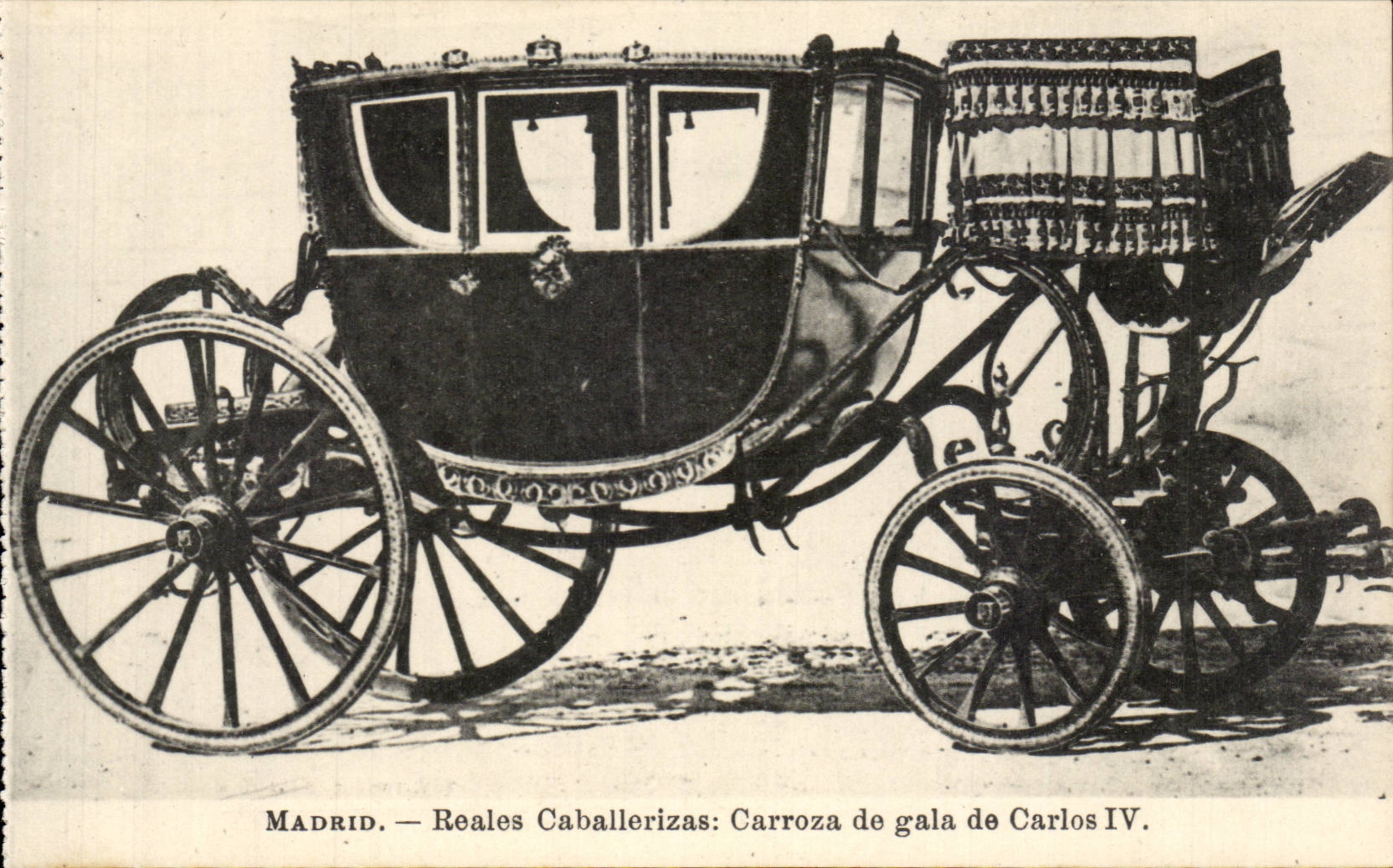 Espana Spain Espana CPA Madrid Reales Caballerizas Carroza de gala de Carlos IV