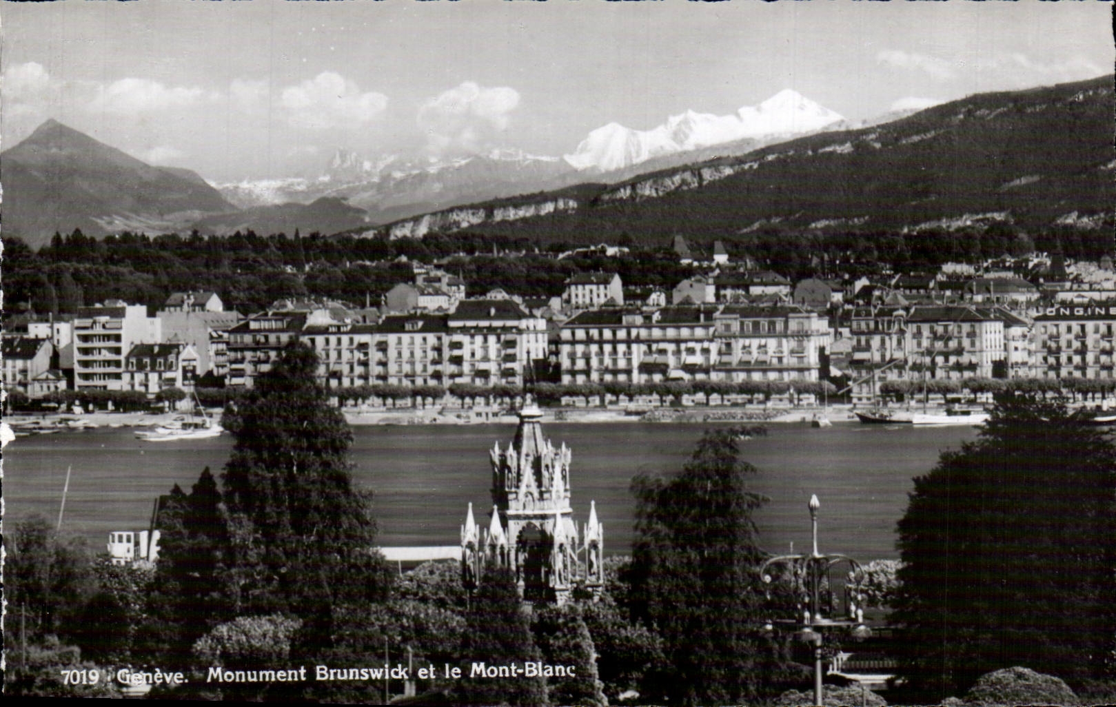 CPSM Suisse Geneve Monument Brunswick et le Mont Blanc
