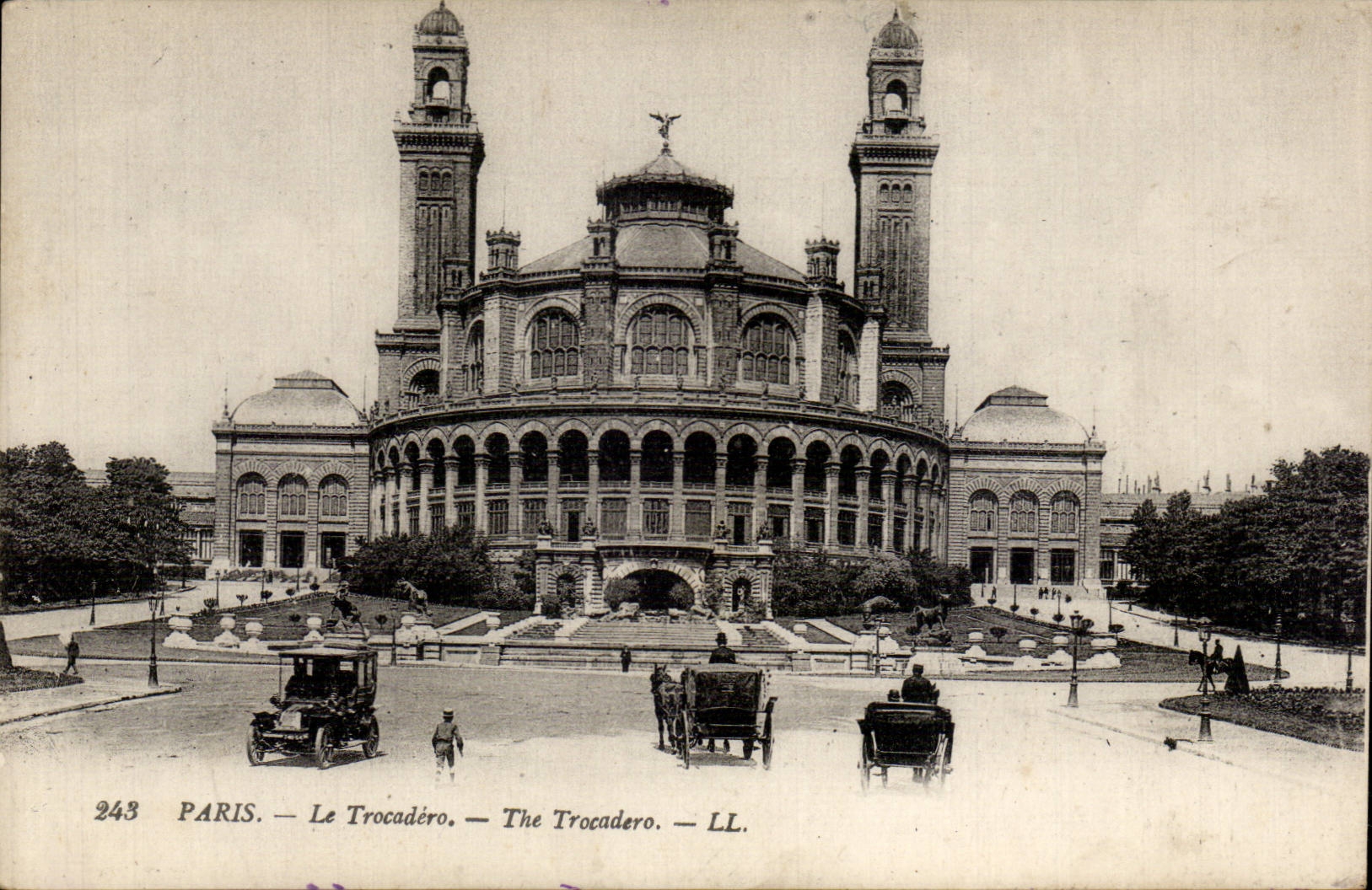 CPA Paris Le Trocadero
