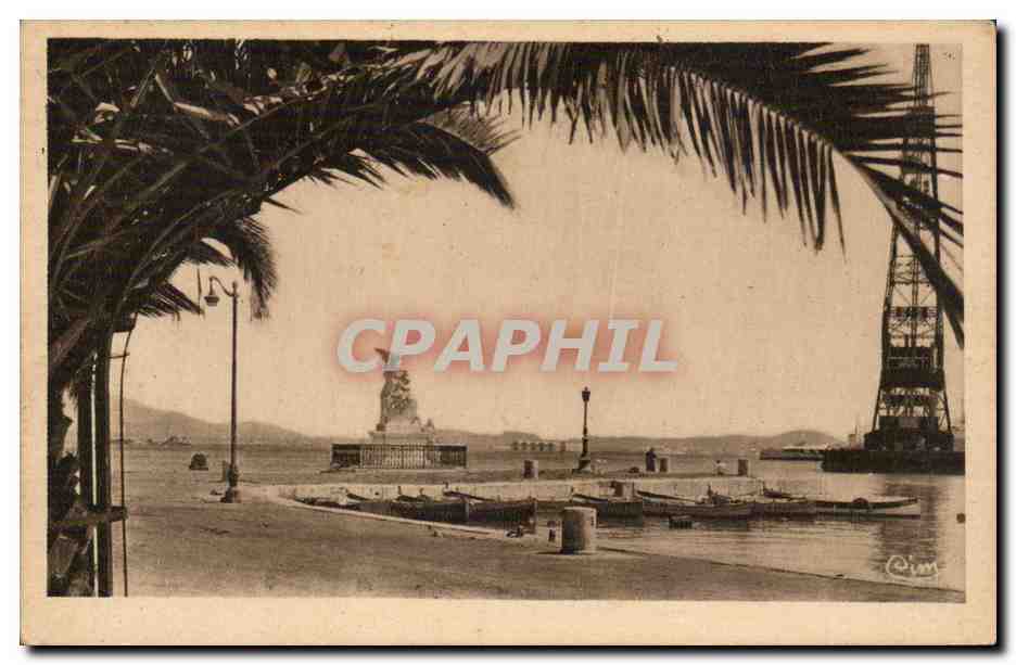 CPA La Seyne sue mer Le Mole