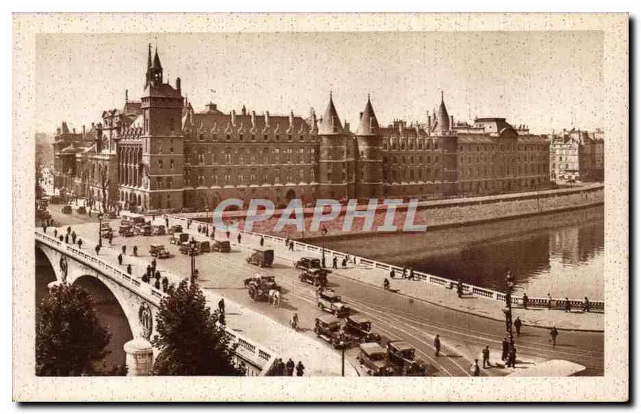 Paris CPA Conciergerie Tour de l'horloge et le pont au change