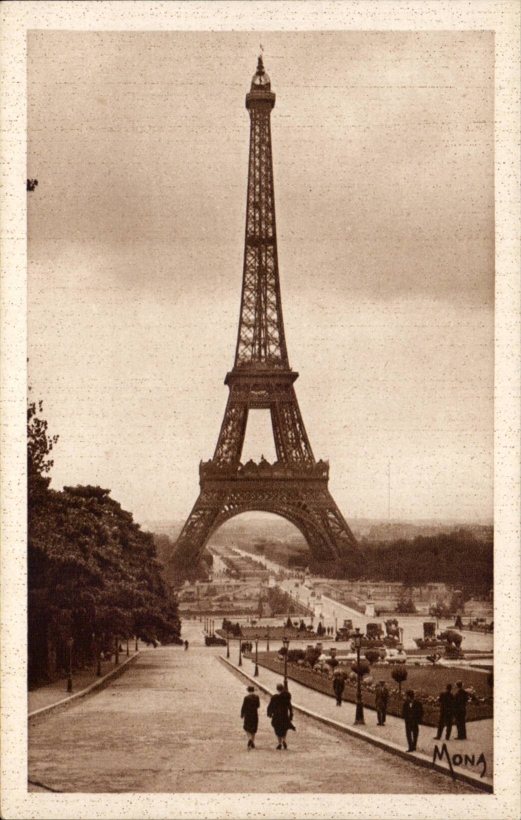 Paris CPA La Tour Eiffel