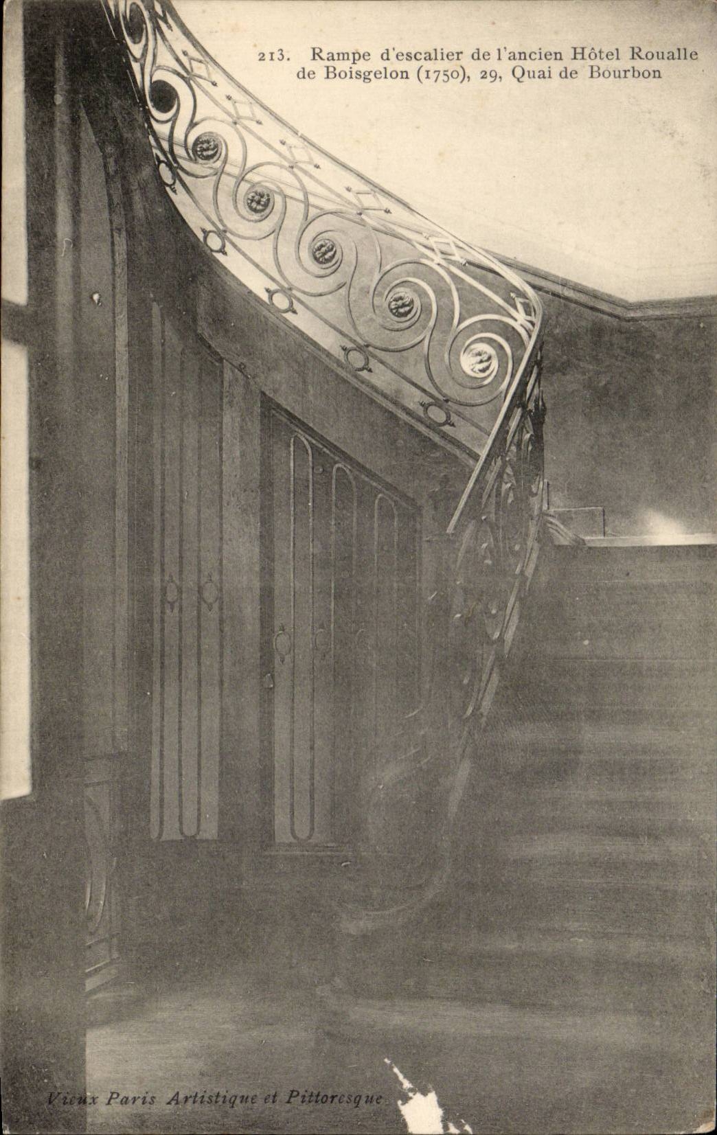 Paris CPA Rampe d'escalier de l'ancien hotel Roualle de Boisgelon 29 quai Bourbon