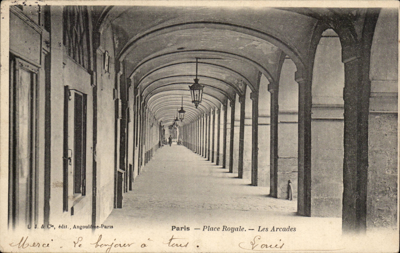 Paris - 3 - Place Royale - Les Arcades CPA 
