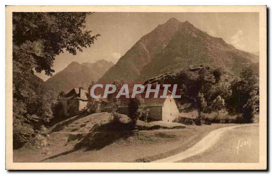 Cauterets - Paysage au mamelon vert - CPA 