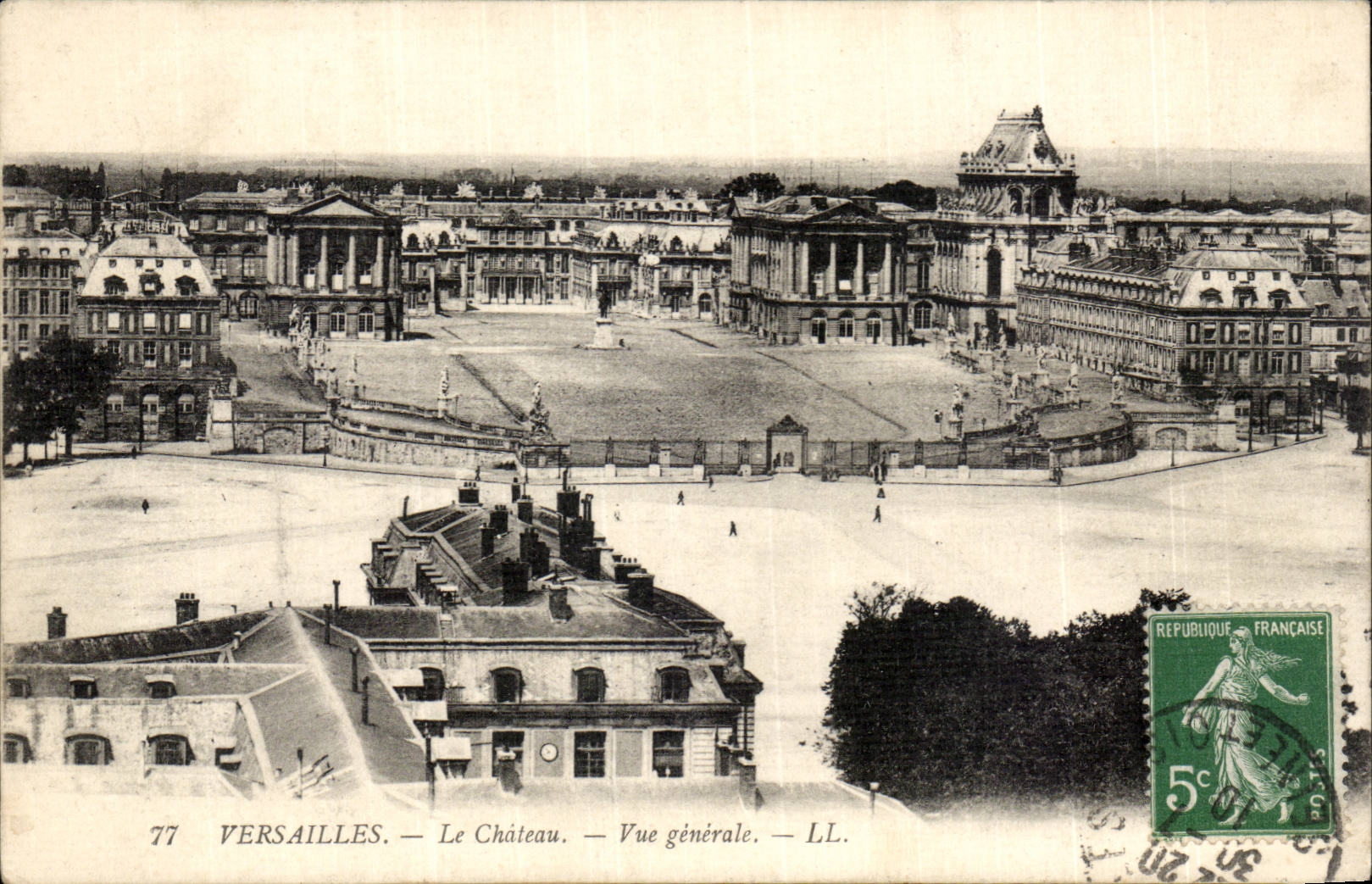 Versailles - Vue Generale Le chateau - CPA 