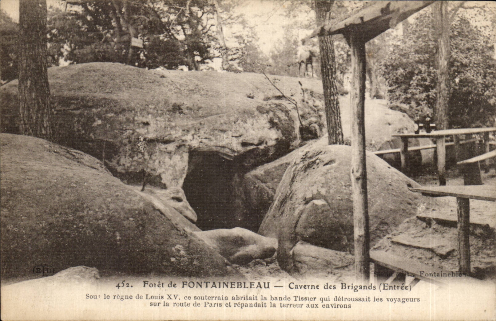 Forêt de Fontainebleau — Caverne des Brigands (Entrée) — Imp. Le Deley, Paris, n°452