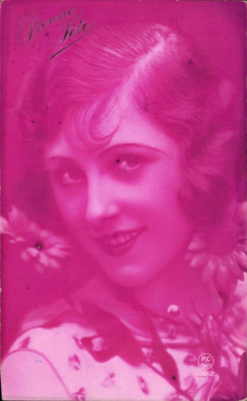 Fantaisie - Femme - Bonne Fete Woman with purple tint CPA 