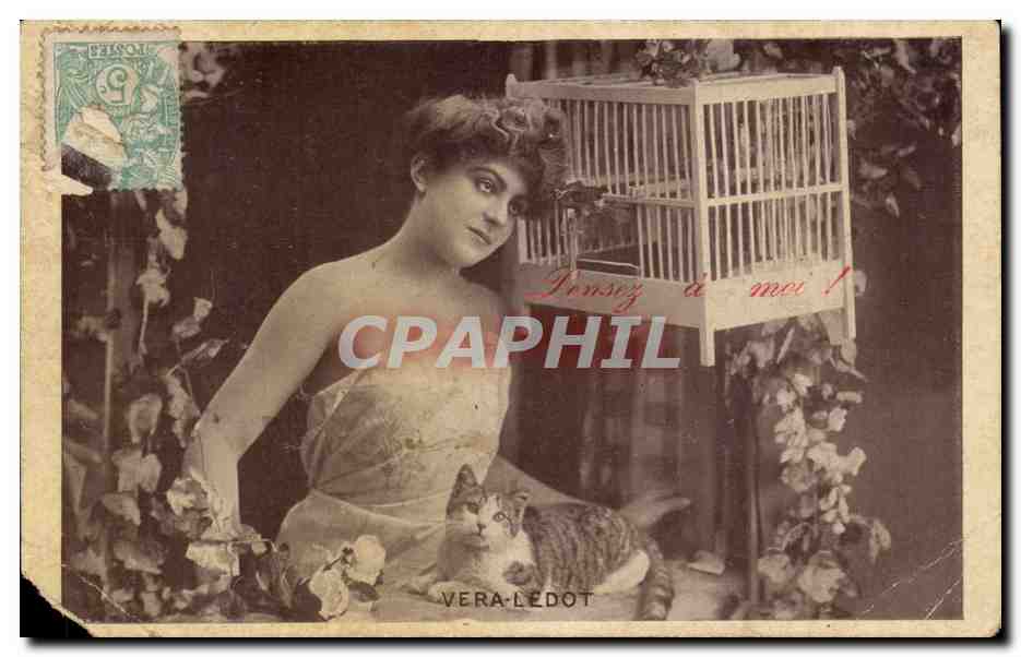 CPA Fantaisie Femme Vera ledot Chat Cat