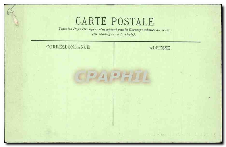 CPA Lourdes Le chateau et les montagnes — Verso