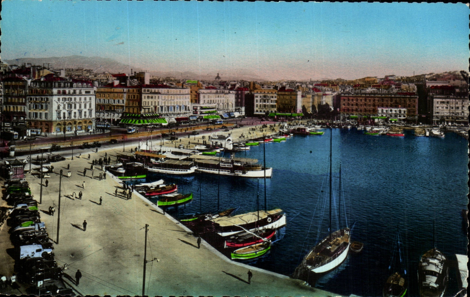 CPA Marseille Le port et le quai des Belges