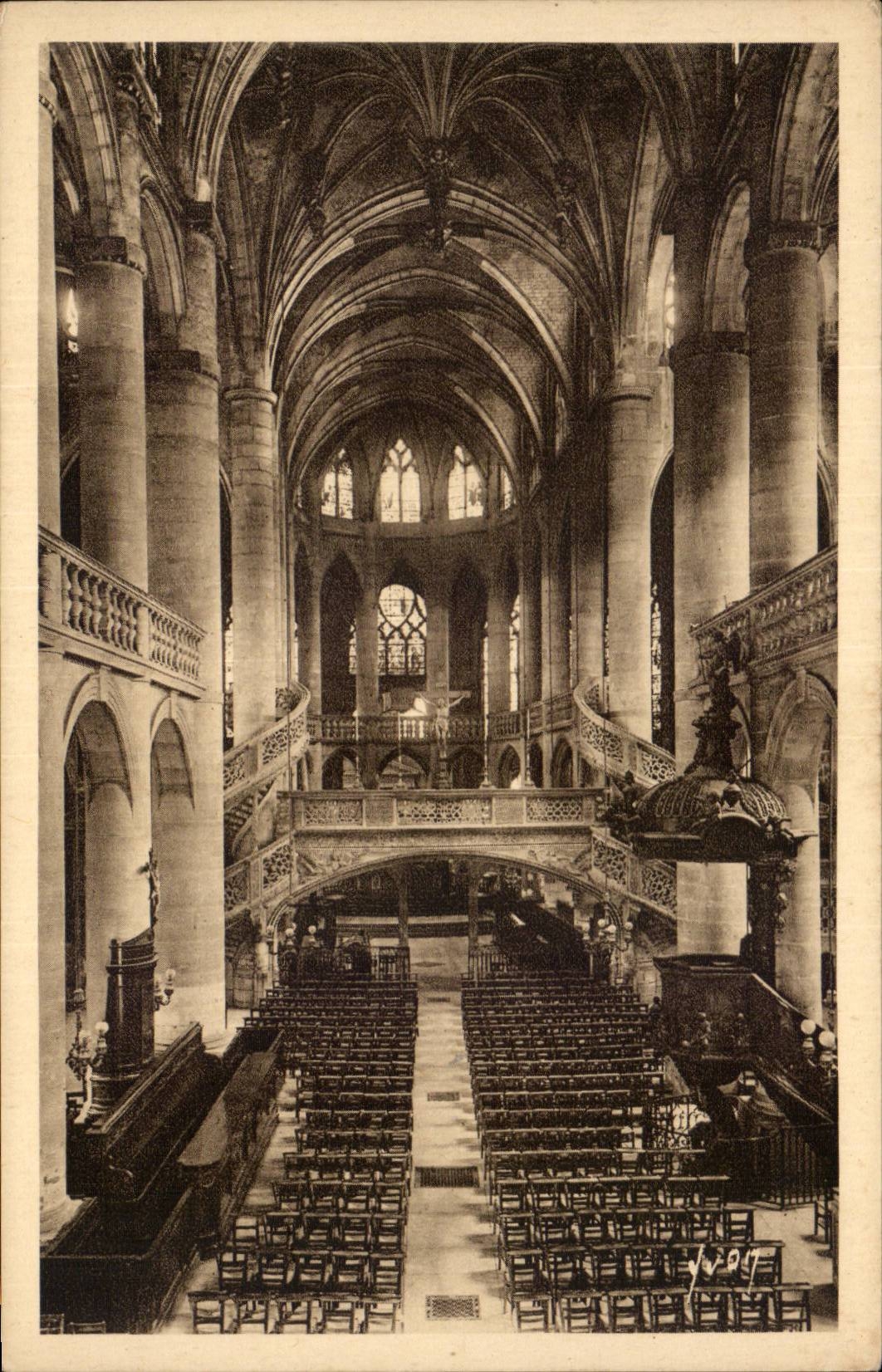 Paris CPA Eglise Saint Etienne du Mont L'interieur Nef centrale