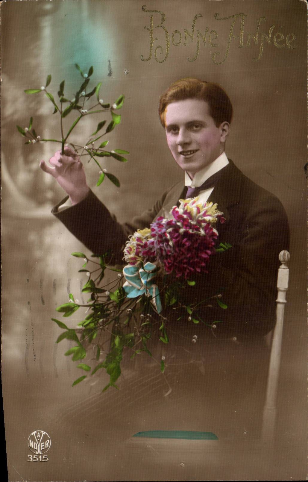 Jungmann in Anzug — mit Eibe und Blumenstrauß — Noyer 3515