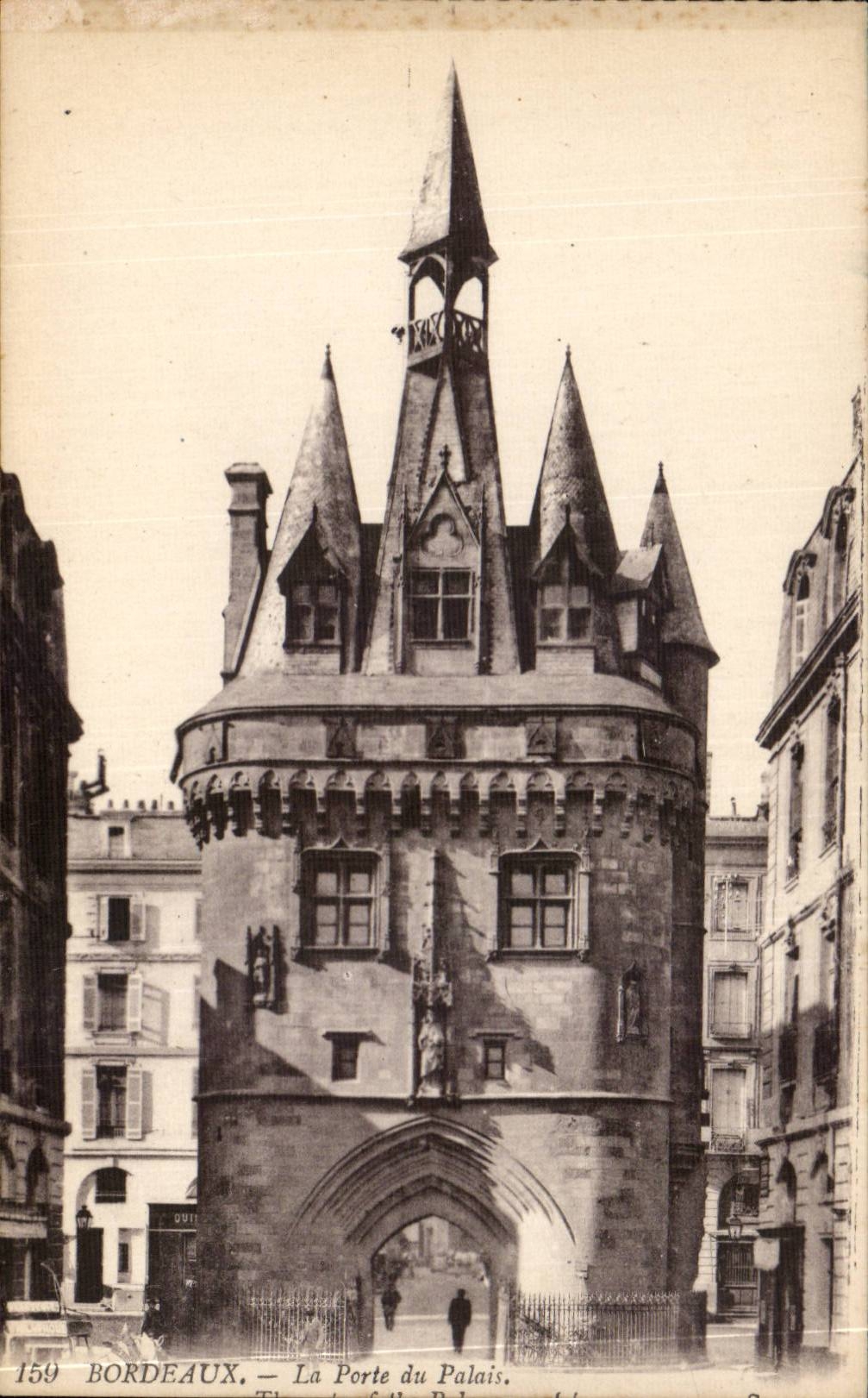 Bordeaux CPA La porte du palais