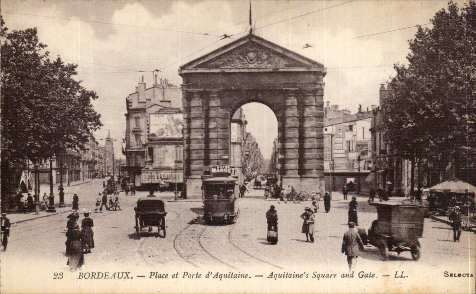 Bordeaux CPA Place et porte d'Quitaine 