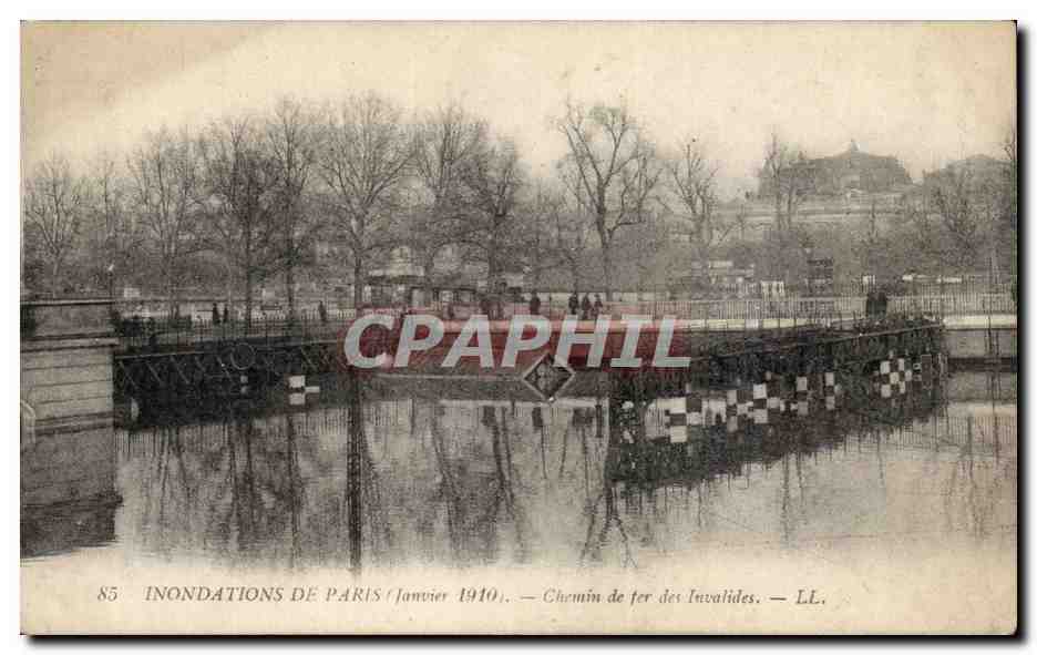 Inondations de Paris — Janvier 1910 — Chemin de fer des Invalides — LL.