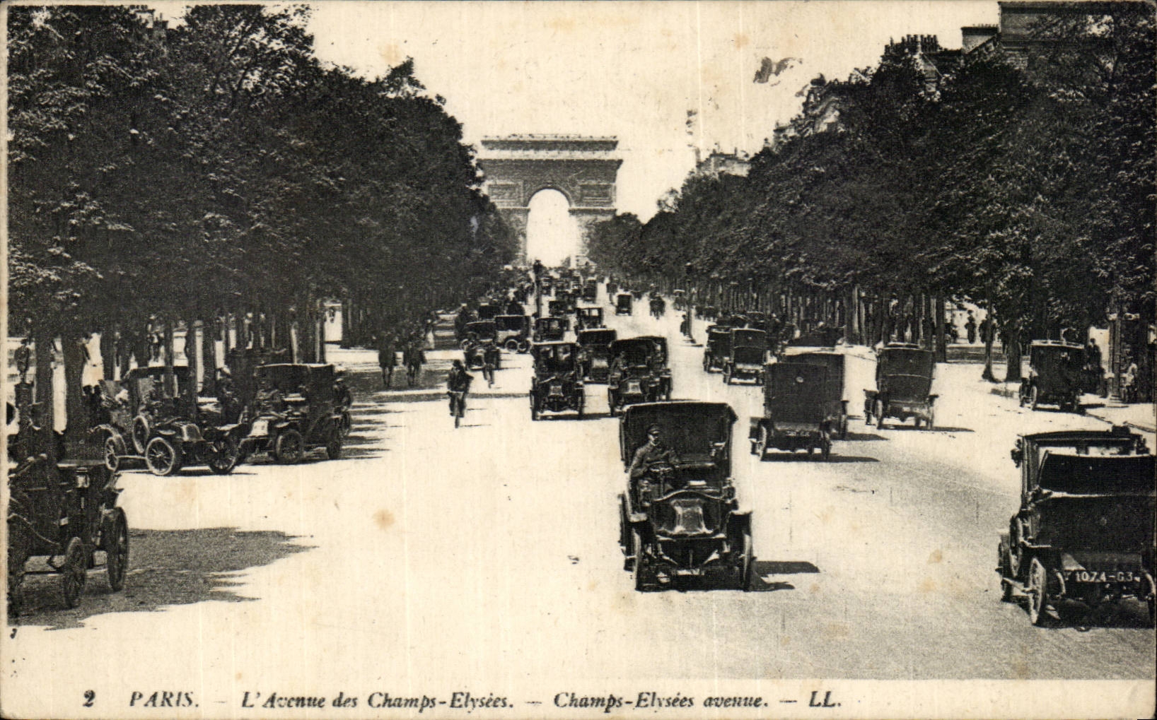Paris CPA Avenue des Champs elysees 