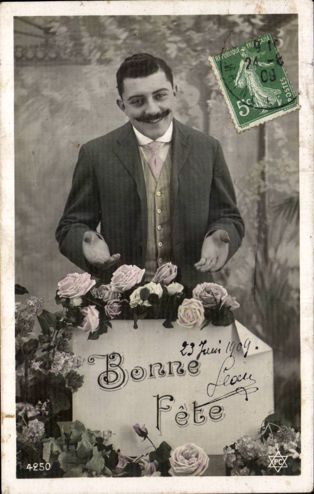 Mann mit Rosen — Frohe Geburtstagskarte — unbekannter Verlag, Nr. 4250