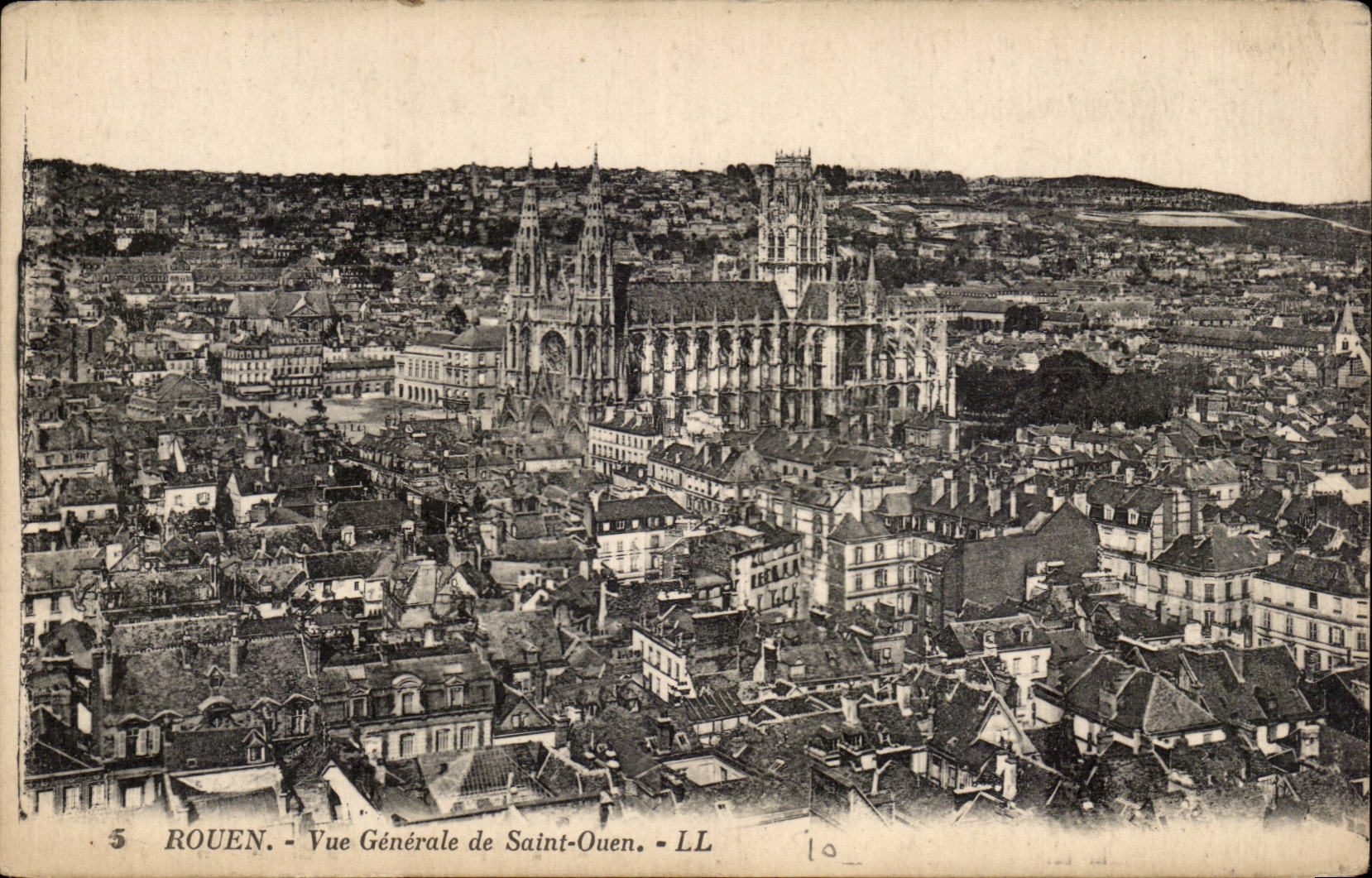 CPA Rouen Vue generale de Saint ouen