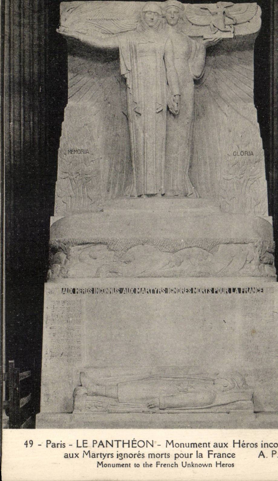 Paris CPA Pantheon Monument aux geros inconnu aux martyrs ignores pour la France