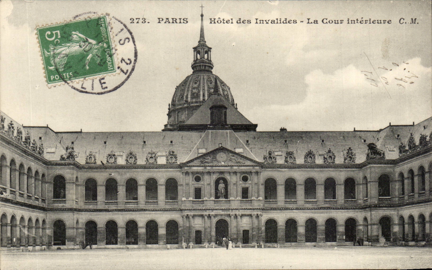 Paris CPA Hotel des Invalides La cour interieure