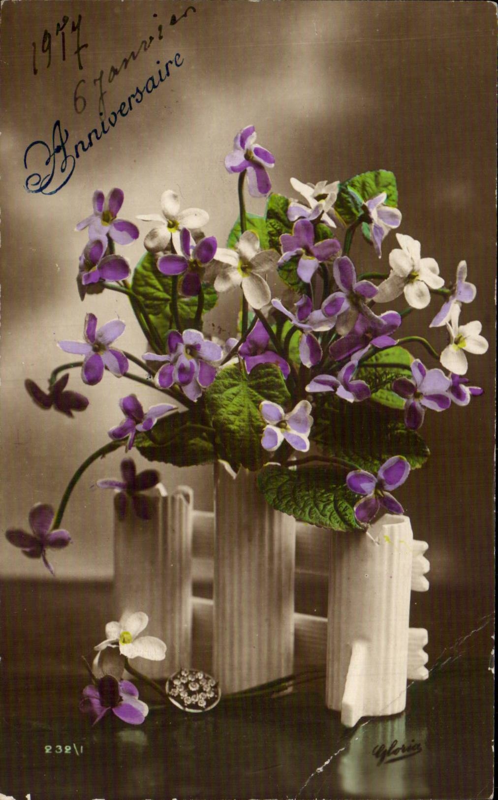 CPA Fantaisie Fleurs Anniversaire