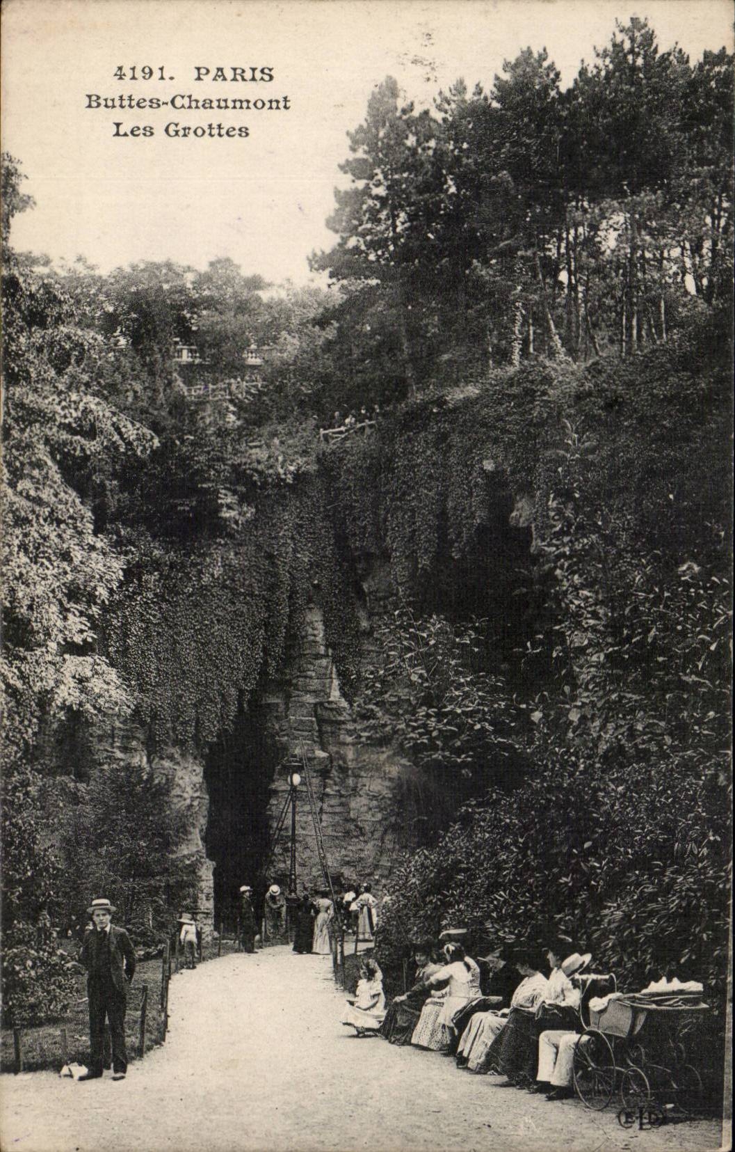 Paris - 19 - Buttes Chaumont - Les Grottes - CPA 