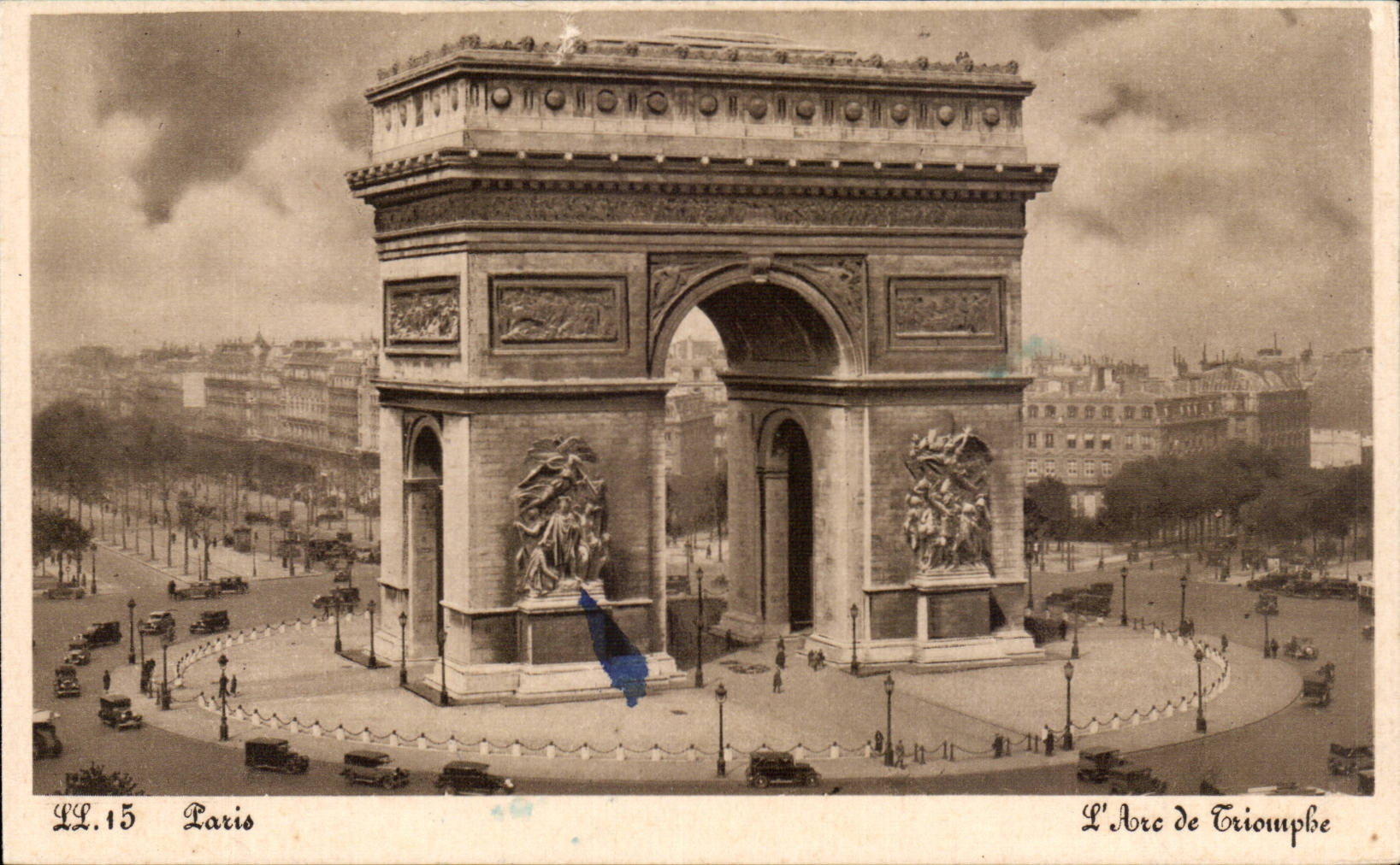 Paris - 8 - L'Arc de Triomphe - CPA 