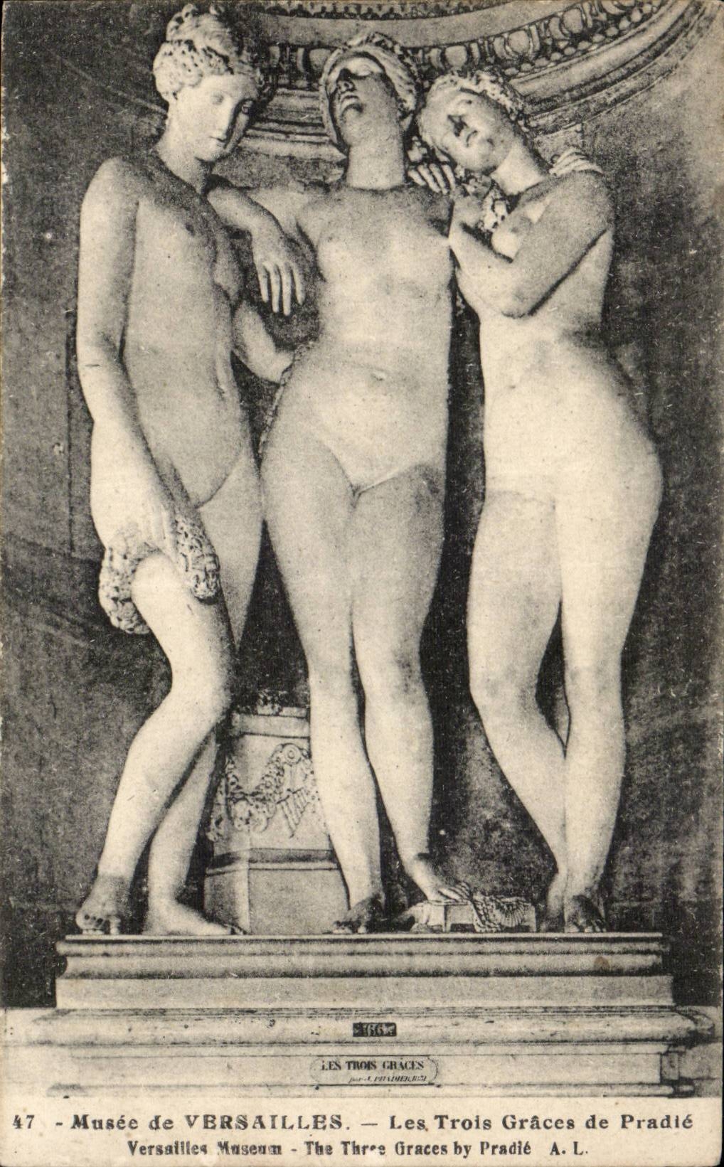 Fantaisie - Erotique - Nus - Femmes- Musee du Versailles - Les Trois Graces de Pradle - CPA 