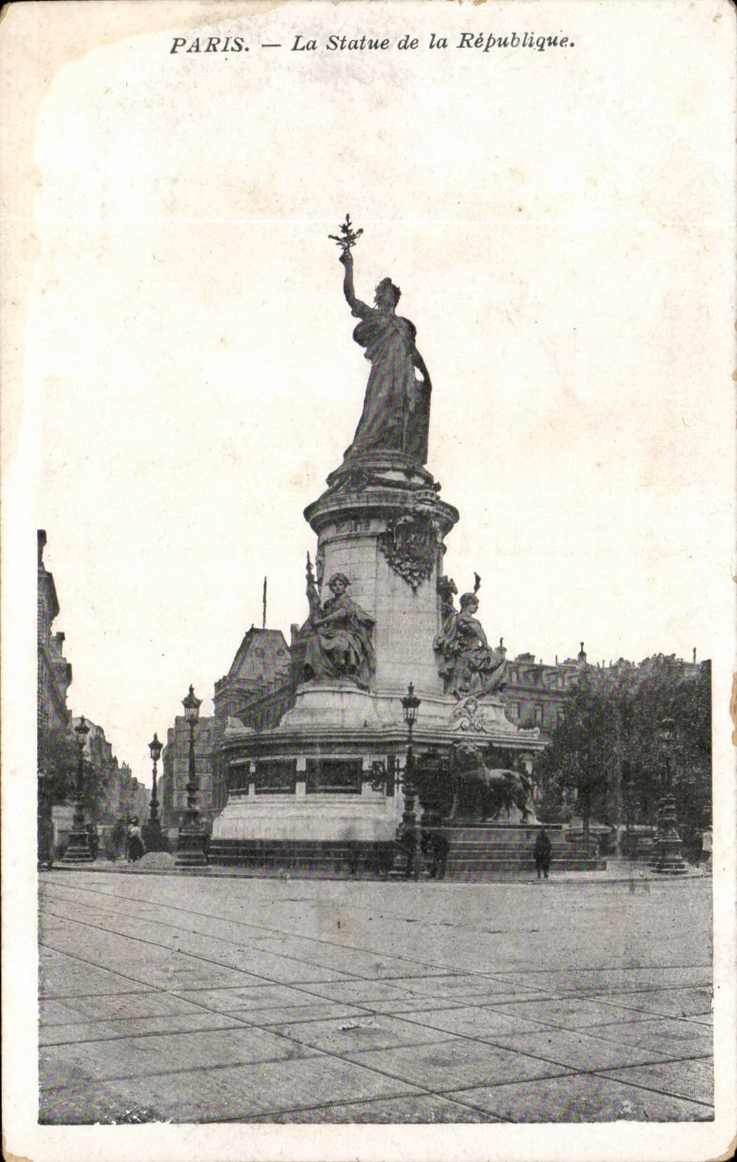 Paris - 10 - Statue de la Republique - CPA 