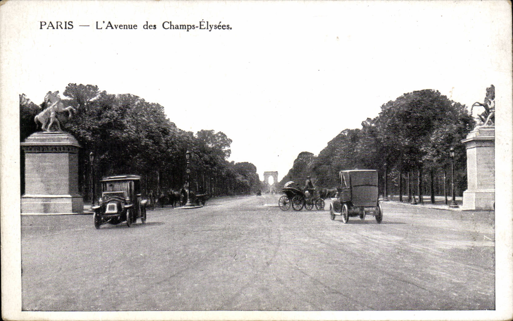 Paris - 8 - L'Avenue des Champs Elysees - CPA 