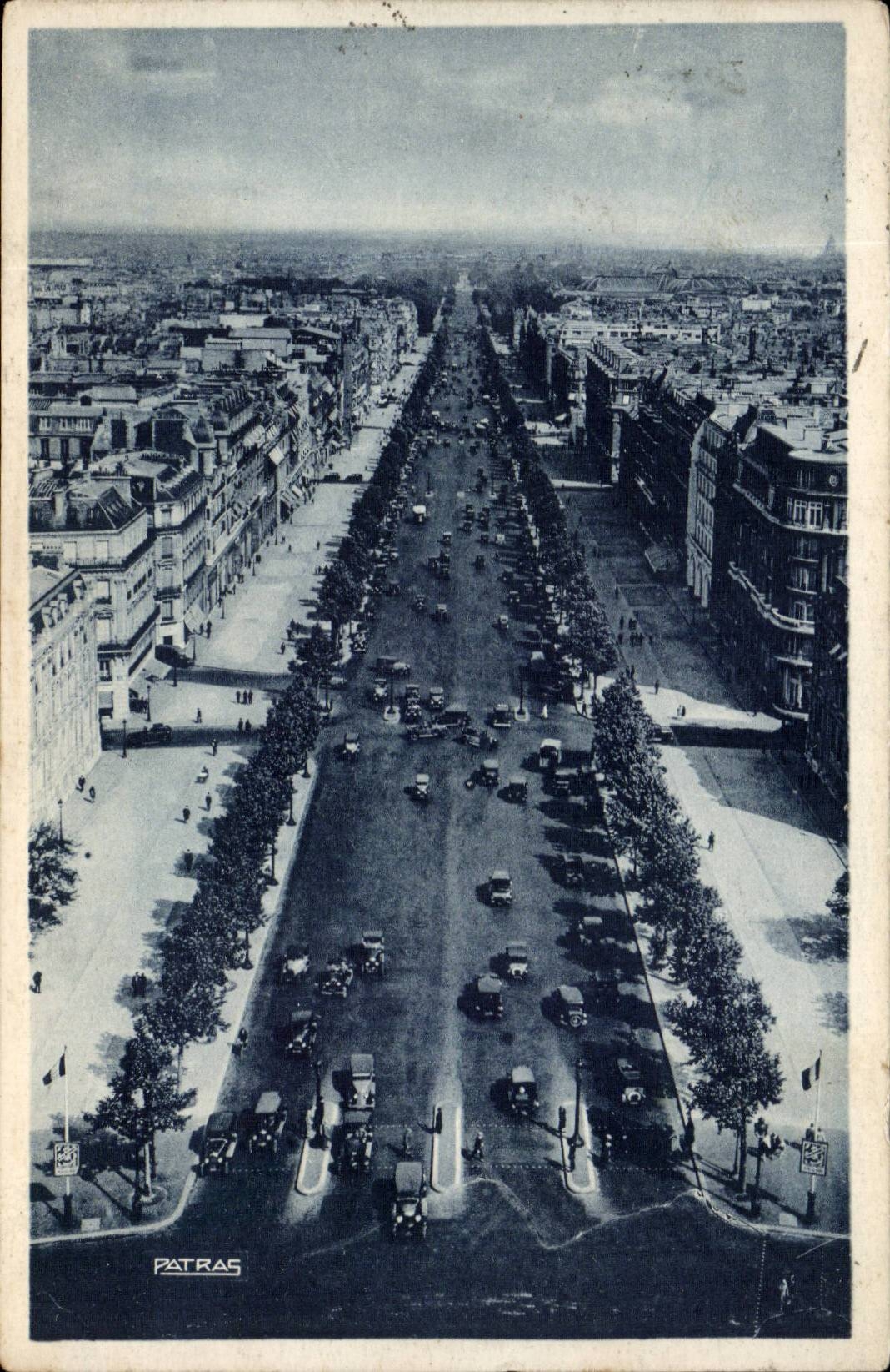 Paris - 8 - L'Avenue des Champs Elysees - CPA 